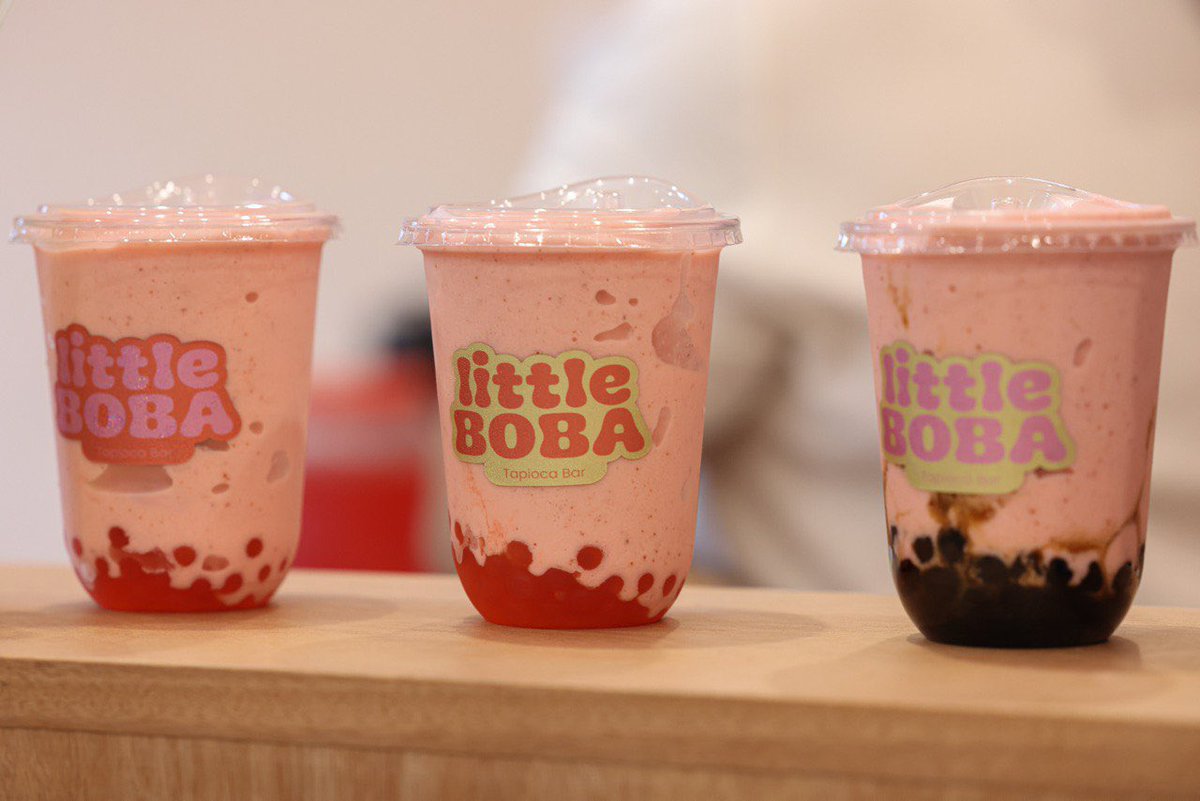 😃 Estoy feliz de ver cómo dos jóvenes que iniciaron en nuestro programa Emprendedor Joven ya abrieron su local “Little Boba” en Puerto Morelos. Este programa impulsa talentos y acompaña proyectos reales.

Gracias Fernando y Diana por invitarme al corte de listón. ¡Enhorabuena!