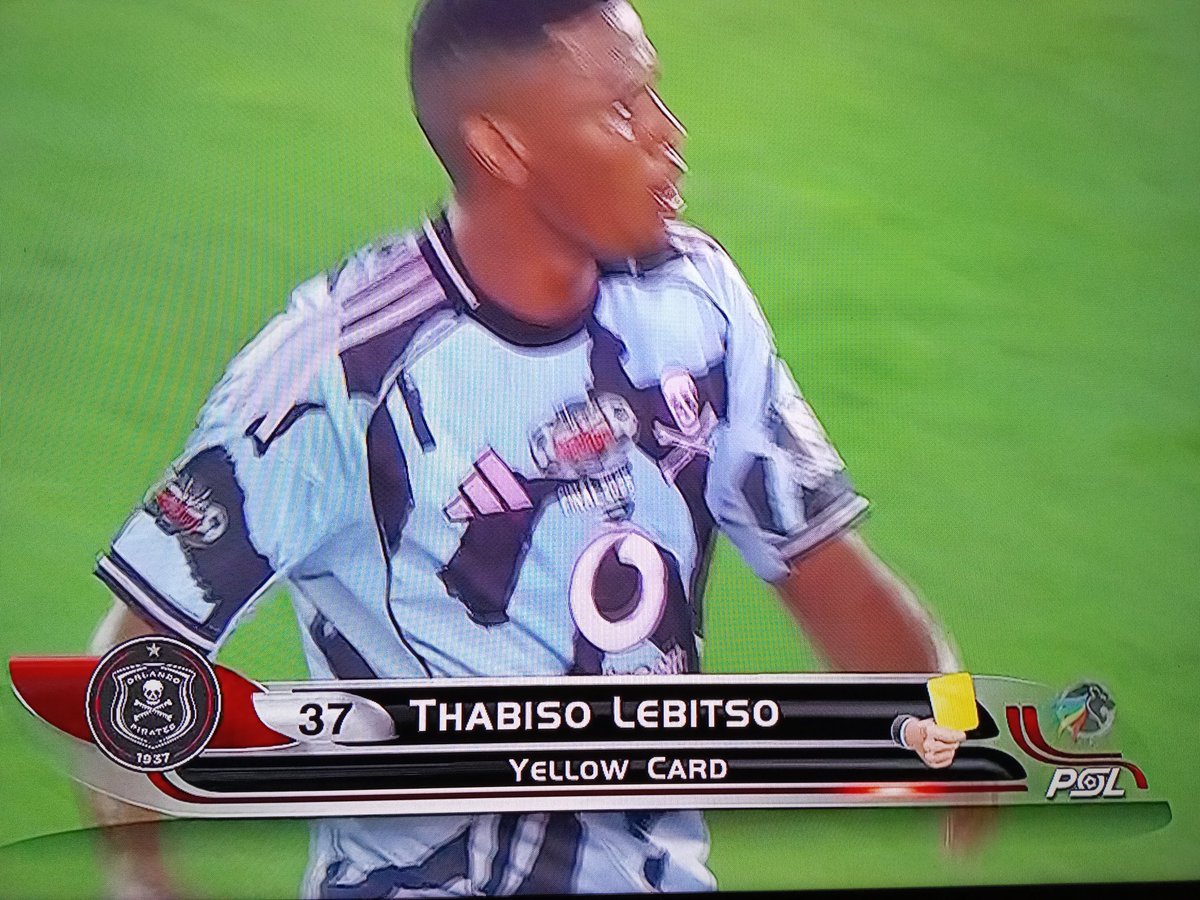 rushsportsnews's tweet photo. THE GAME IS TOO BIG FOR A FEMALE REFEREE AKHONA MAKALIMA?

Pirates defender Seema fouled Marumo Gallant winger Otladisa but she gave Lebitso a yellow card instead of Seema

Orlando Pirates 0-0 Marumo Gallants

#OrlandoPirates Masindi Nemtajela Makhaula  Ndaba Makgopa Moremi Mbule https://t.co/gozP409HP6