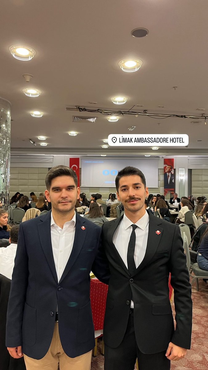 Kardeşimle iş güç <a href="/berkaydmr_/">Berkay DEMİR</a>