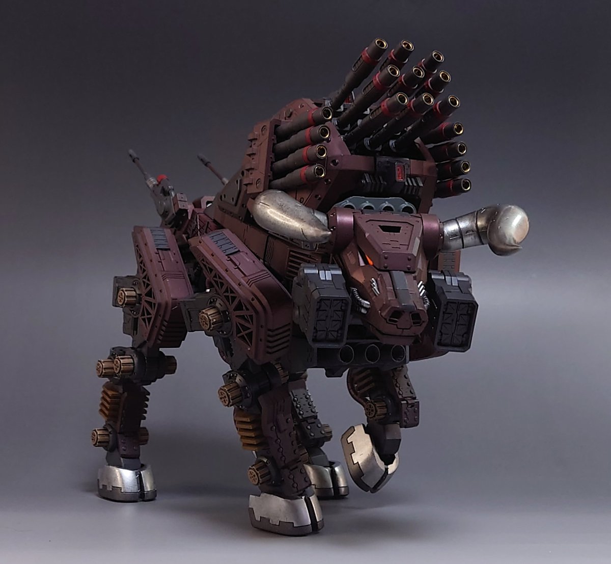 ohta3202's tweet image. #おまえらのポージングを見せてくれ
地面を掻くこのポーズを取らせたくて足周りいじり倒した