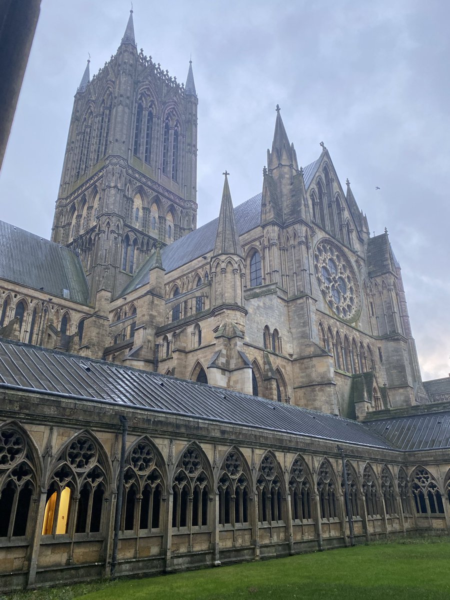 Dr Francis Young tweet media