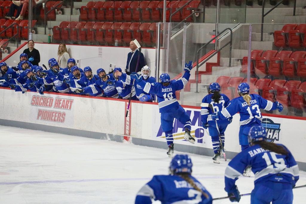 Portsmouth Abbey Girls’ Varsity Hockey tweet media