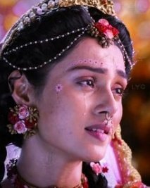 ನನಗೂ ನಿನಗೂ
ಇಷ್ಟೇ ವ್ಯತ್ಯಾಸ... 
ನಾನು ನಿನ್ನನ್ನು ನಿರೀಕ್ಷಿಸುತ್ತಿರುವೆ
ನೀನು ನನ್ನನ್ನು ನಿರ್ಲಕ್ಷಿಸುತ್ತಿರುವೆ💔