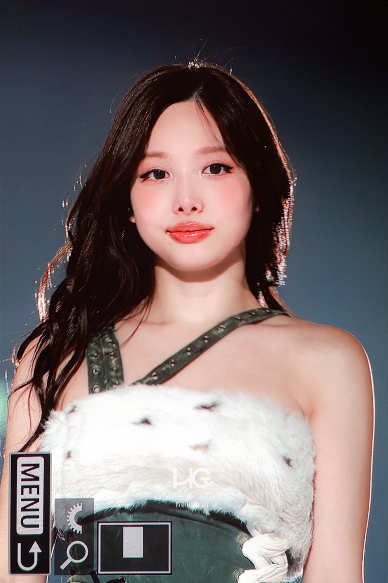 twice ナヨン 251206 🥲 #트와이스 #TWICE #나연 #NAYEON #ナヨン