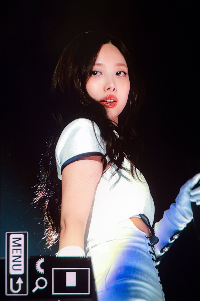 251206 🥲 #트와이스 #TWICE #나연 #NAYEON #ナヨン