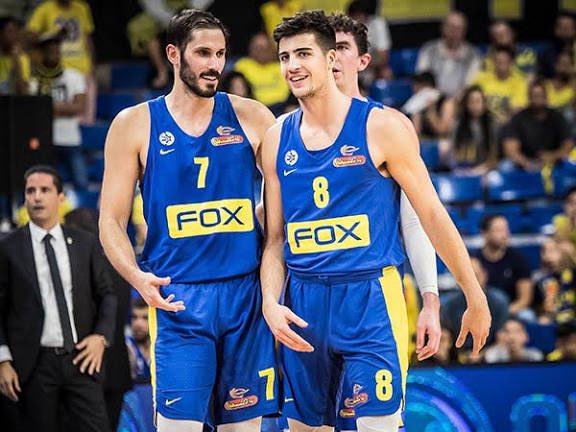 כל כך שמח לראות את דני פורח ככה. לפני שנכנס לליגה חשבתי שדני יהיה קרוב לרמת אולסטאר, אבל לראות אותו מככב ככה זה פשוט מדהים וכיף לא נורמלי. תמשיך לנפץ תקרות, זה רק ההתחלה!  ♥️🇮🇱