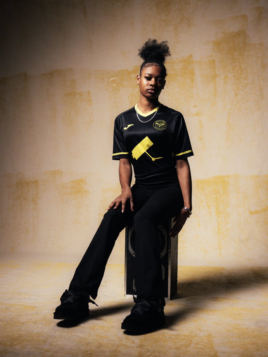 A huge shout out to all of the players too, with a special mention to Ashley Cheatley who was recently shortlisted for a Fifa Marta award for scoring one of the best goals of the year worldwide ⚽️👏 2/2