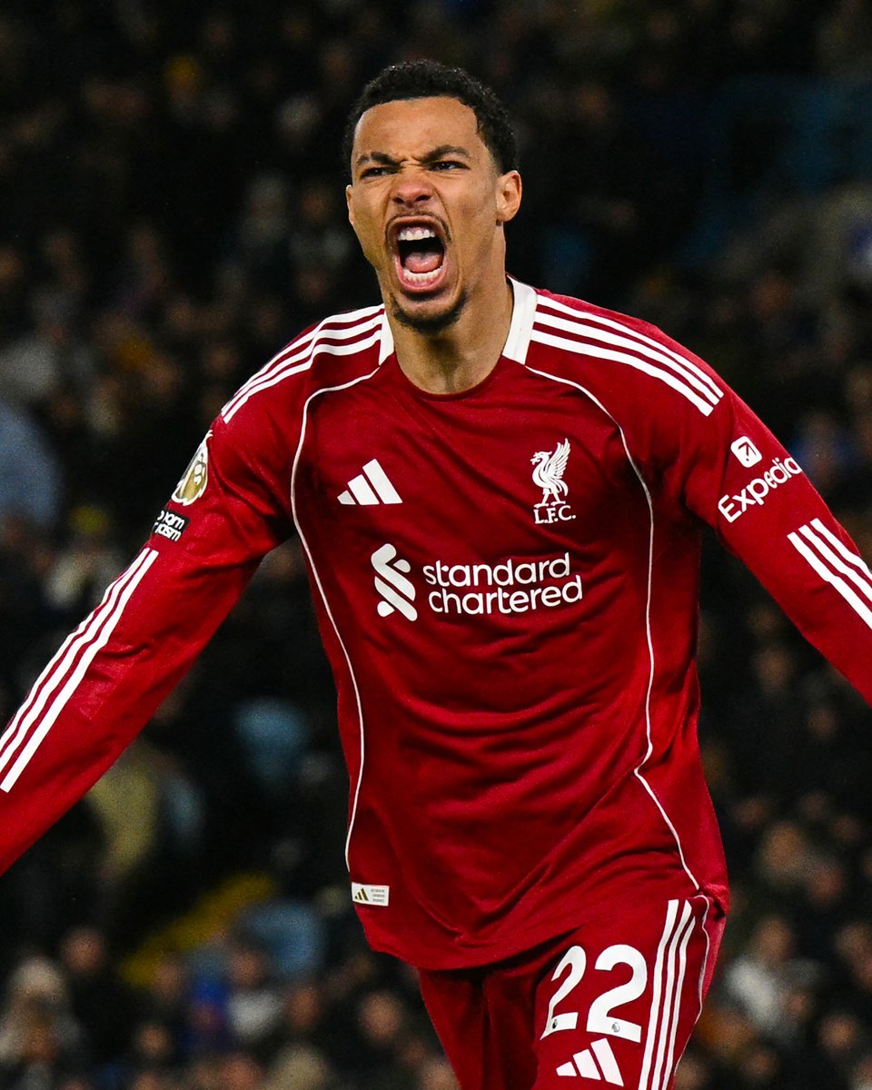 brfootball's tweet image. Hugo Ekitike hadn't scored a goal in the Premier League since September 20.

He's scored twice in the opening minutes of the second half vs. Leeds 💥💥