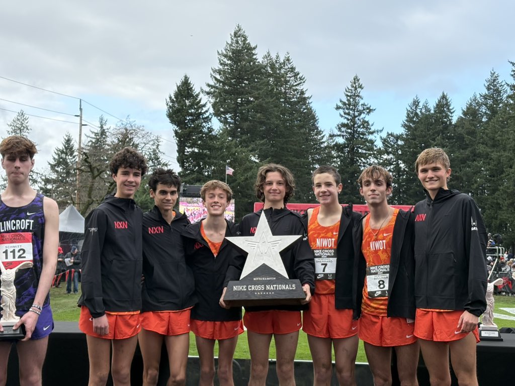 niwotathletics's tweet photo. National Champions! Niwot Boys Cross Country is the Back to Back National Champions and set a National Meet Record! @lefthandvc @BoCoPreps @NiwotHS @goSVVSD @NiwotBoosters https://t.co/NRknUn2OjN