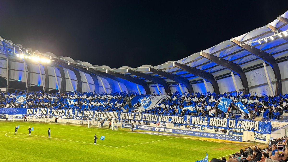 SECBSocios's tweet image. 𝗖𝗘𝗟𝗨𝗜 𝗤𝗨𝗜 𝗡𝗘 𝗠𝗔𝗥𝗖𝗛𝗘 𝗣𝗔𝗦 𝗗𝗔𝗡𝗦 𝗟'𝗜𝗡𝗧𝗘𝗥𝗘𝗧 𝗦𝗨𝗣𝗥𝗘𝗠𝗘 𝗗𝗨 𝗦𝗣𝗢𝗥𝗧𝗜𝗡𝗚 𝗠𝗔𝗥𝗖𝗛𝗘 𝗦𝗘𝗨𝗟 𝗘𝗧 𝗦'𝗔𝗨𝗧𝗢-𝗘𝗫𝗖𝗟𝗨𝗧.

Nous avions invité l'ensemble du peuple à prendre le chemin de Furiani pour fêter nos 120 ans d'histoire et l'ouverture…