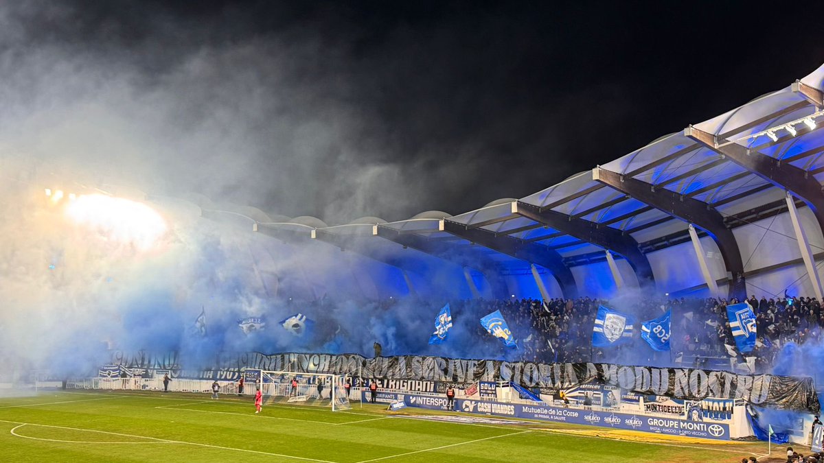 SECBSocios's tweet image. 𝗖𝗘𝗟𝗨𝗜 𝗤𝗨𝗜 𝗡𝗘 𝗠𝗔𝗥𝗖𝗛𝗘 𝗣𝗔𝗦 𝗗𝗔𝗡𝗦 𝗟'𝗜𝗡𝗧𝗘𝗥𝗘𝗧 𝗦𝗨𝗣𝗥𝗘𝗠𝗘 𝗗𝗨 𝗦𝗣𝗢𝗥𝗧𝗜𝗡𝗚 𝗠𝗔𝗥𝗖𝗛𝗘 𝗦𝗘𝗨𝗟 𝗘𝗧 𝗦'𝗔𝗨𝗧𝗢-𝗘𝗫𝗖𝗟𝗨𝗧.

Nous avions invité l'ensemble du peuple à prendre le chemin de Furiani pour fêter nos 120 ans d'histoire et l'ouverture…