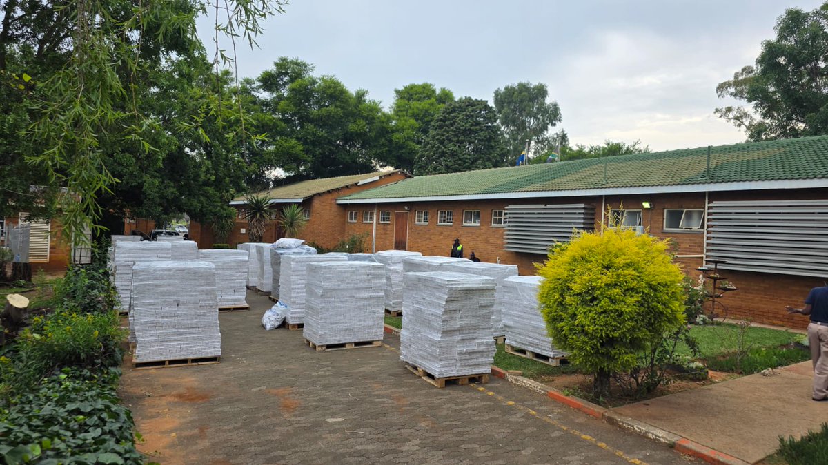 SAPoliceService's tweet photo. #sapsMP #SAPS Delmas arrested a 43yr-old man for possession of illicit cigarettes during a stop and search in Sundra on 05/12.

Police in Delmas, with the assistance of members of the Sundra Police Station and security companies, followed up on information regarding illicit cigarettes that were being transported in water tanks.

A truck loaded with twelve 5 000-liter water tanks were found to be stocked to capacity with different  brands of cartons of illicit cigarettes. Police recovered 25 pallets of  illicit cigarettes with an estimated street value worth R17,4 MIL.

The  suspect from the Kingdom of Eswatini was placed under arrest for  possession of illicit goods, and is expected to appear before the Delmas  District Court on Monday, 08/12. #StopIllicitTrade ME
https://t.co/coY4TUiq2k