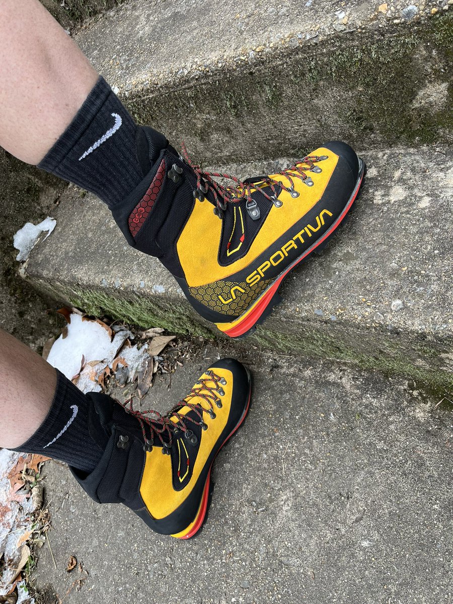 cbrdude18's tweet photo. Been wanting these for a long time. They are amazing. https://t.co/EibafJkiGU