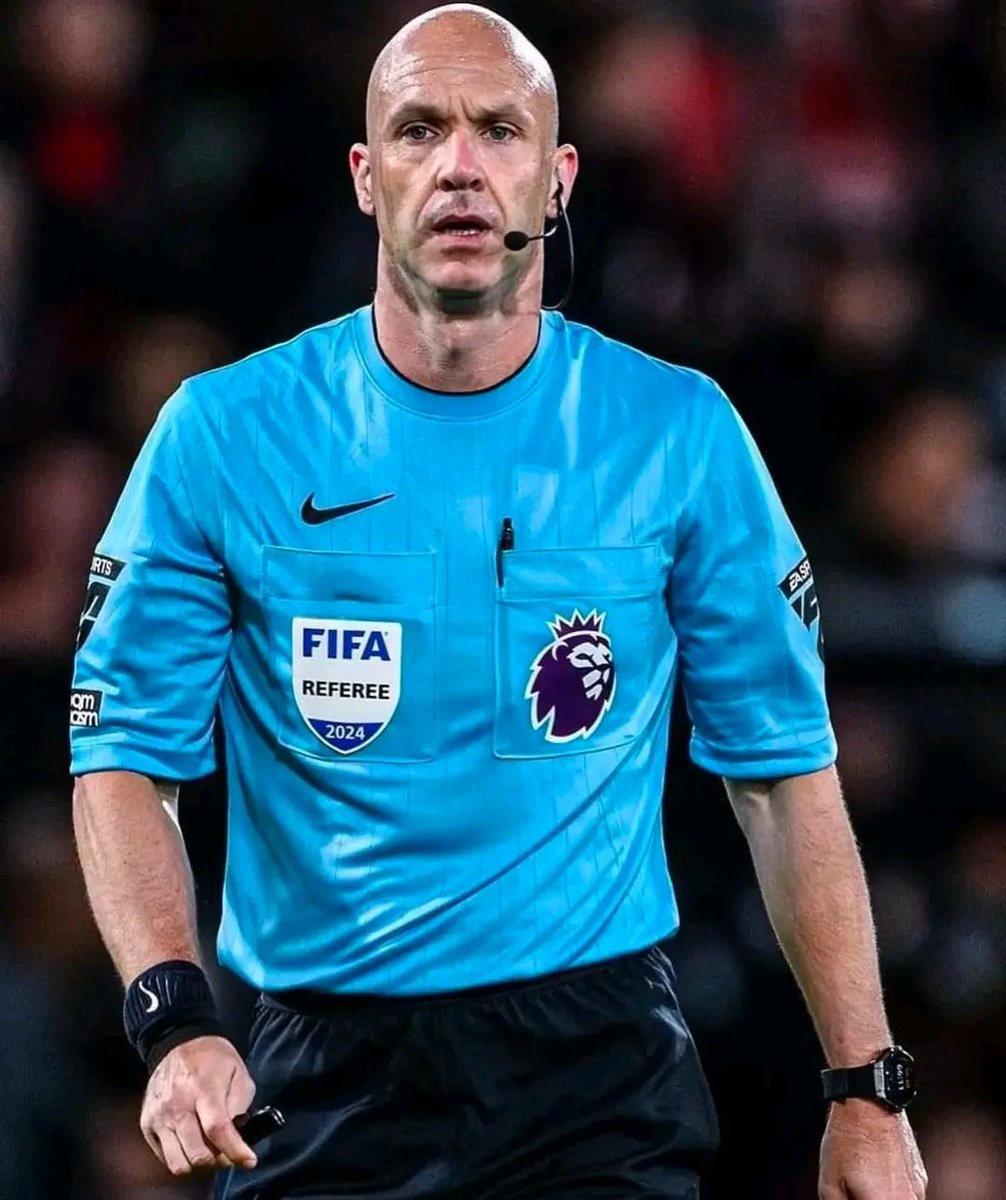 TOncelar's tweet image. Meet Anthony Taylor, the worst referee in @premierleague history.
That's a history that has Howard Webb...