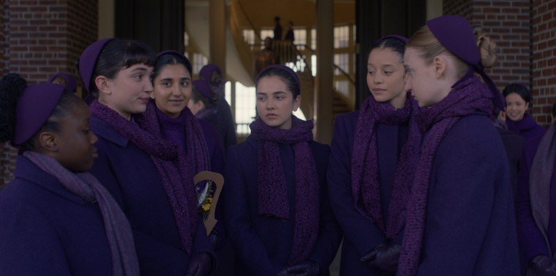 DiscussingFilm's tweet photo. First look at ‘The Handmaid’s Tale’ sequel series ‘THE TESTAMENTS’, starring Chase Infiniti

The series follows the young women in Gilead grappling with the bleak future that awaits them. 

Releasing in April on Hulu. https://t.co/Z8gRThUr3J