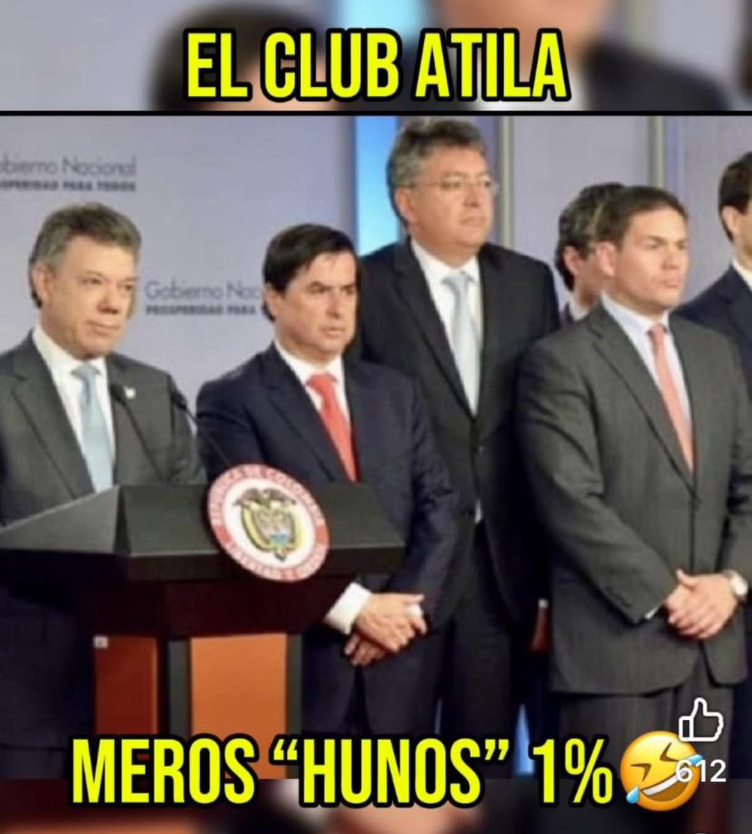 Echa uno esta tracamanada de payasos en una licuadora y no se saca un vasao de 💩