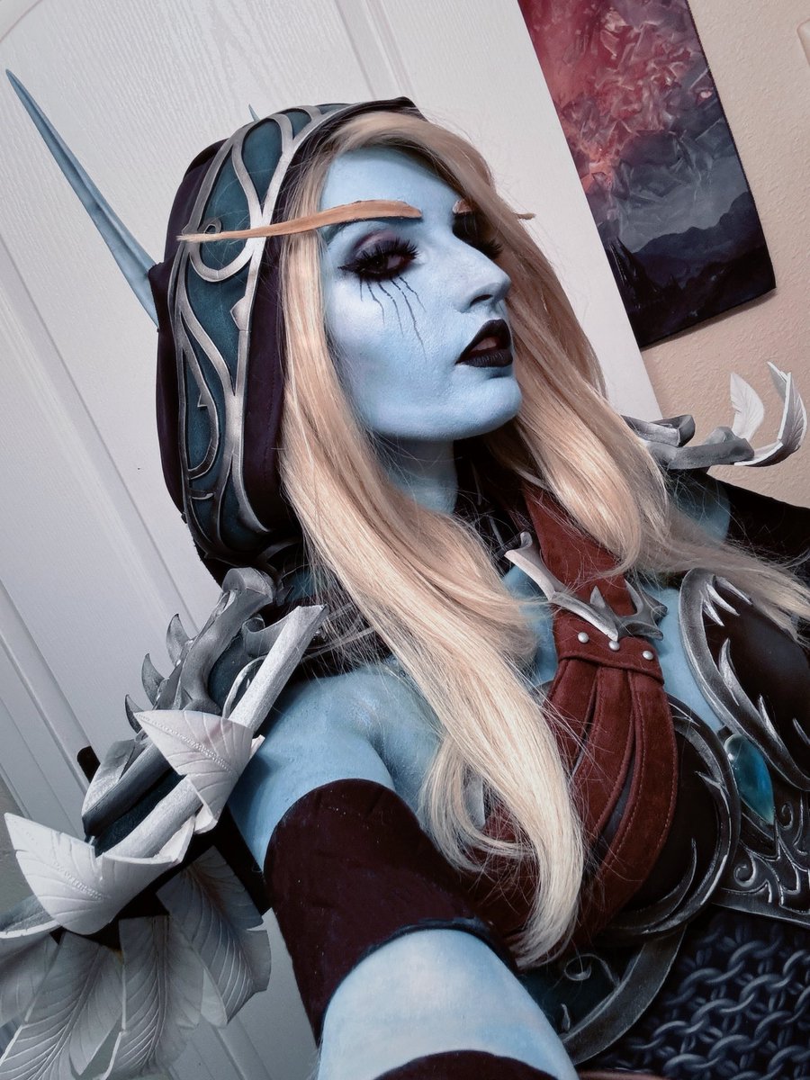Darkladycosplay's tweet image. I feel very honored that in the 7 years I’ve cosplayed Sylvanas I’ve gotten to do so much as her. A character who means absolutely everything to me 🫶🏻