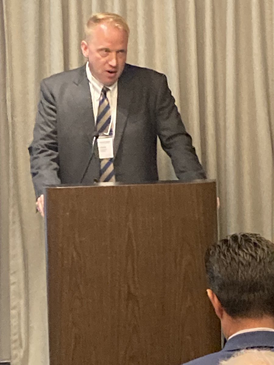 A belated congratulations to SRC member Jesse Russell, who presented the paper "Rejecting Giordano Bruno's Cosmology in Edmund Spenser's 'Two Cantos of Mutabilitie'" at the Sixteenth Century Society Conference in Portland, Oregon!