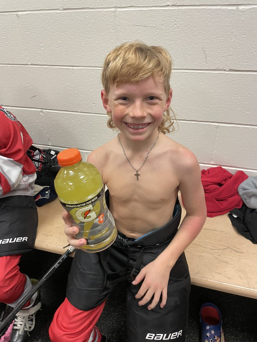 newenglandwolv1's tweet image. Fantastic game by the 10U premier!  Way to go team! #newolves