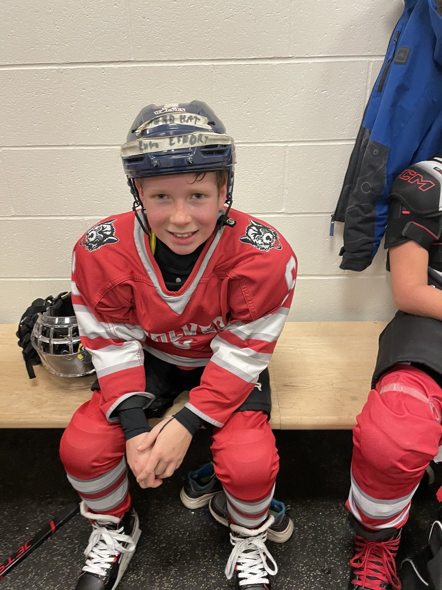 newenglandwolv1's tweet image. Fantastic game by the 10U premier!  Way to go team! #newolves