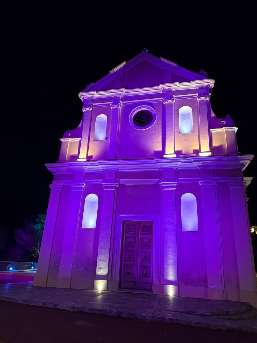 Santa Lucia a mis ses habits de lumière… Natale s’avicina…🎅