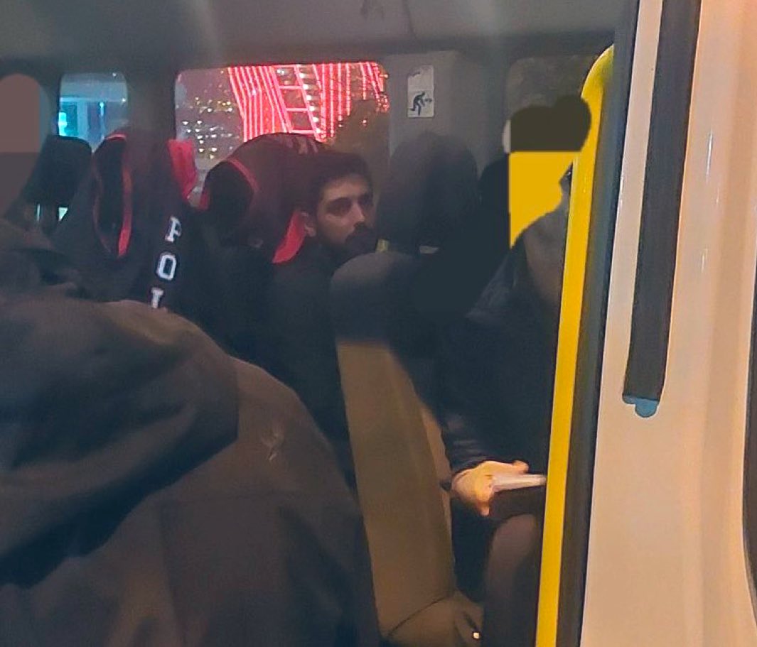 Peygamber Efendimi (Sav)a hakaretler eden, İslam’a saldıran 

Egemen Kurtoğlu'nu tutuklandığı ve cezaevine gönderildi