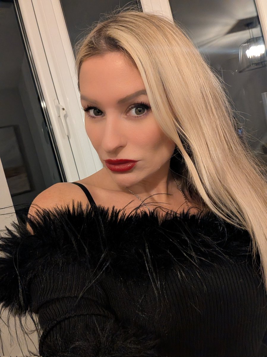 Princess Kaz tweet media