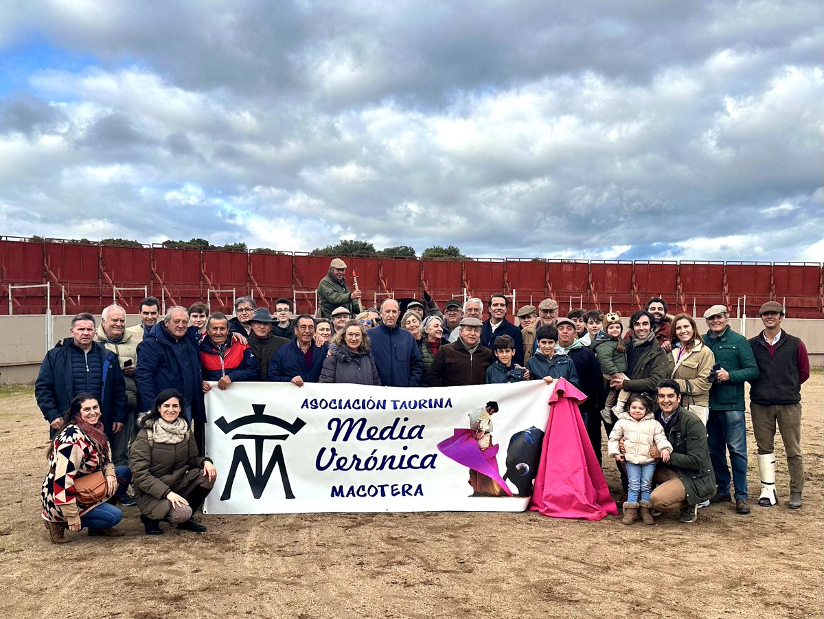 Gran día de campo en <a href="/QuintasToros/">Ganaderia Quintas</a>