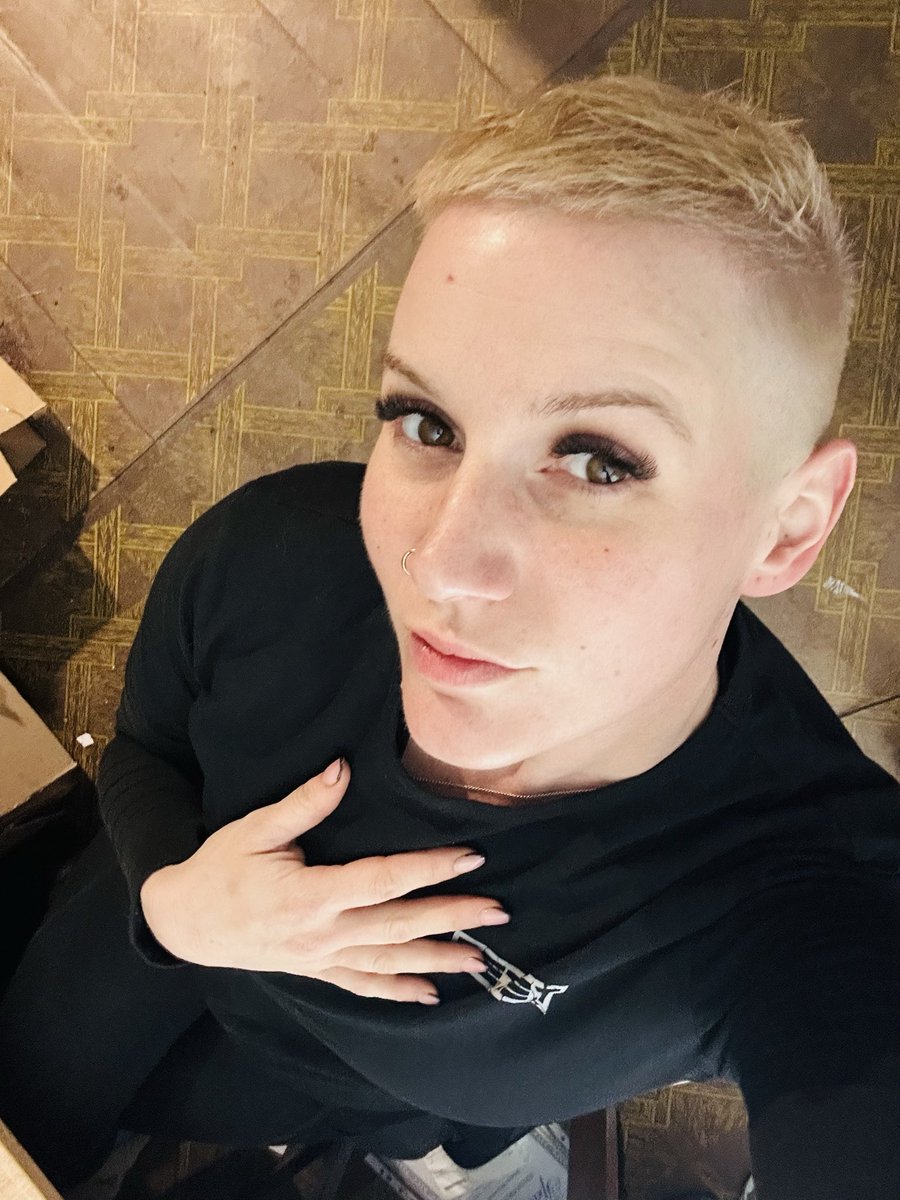 April Huggett tweet media