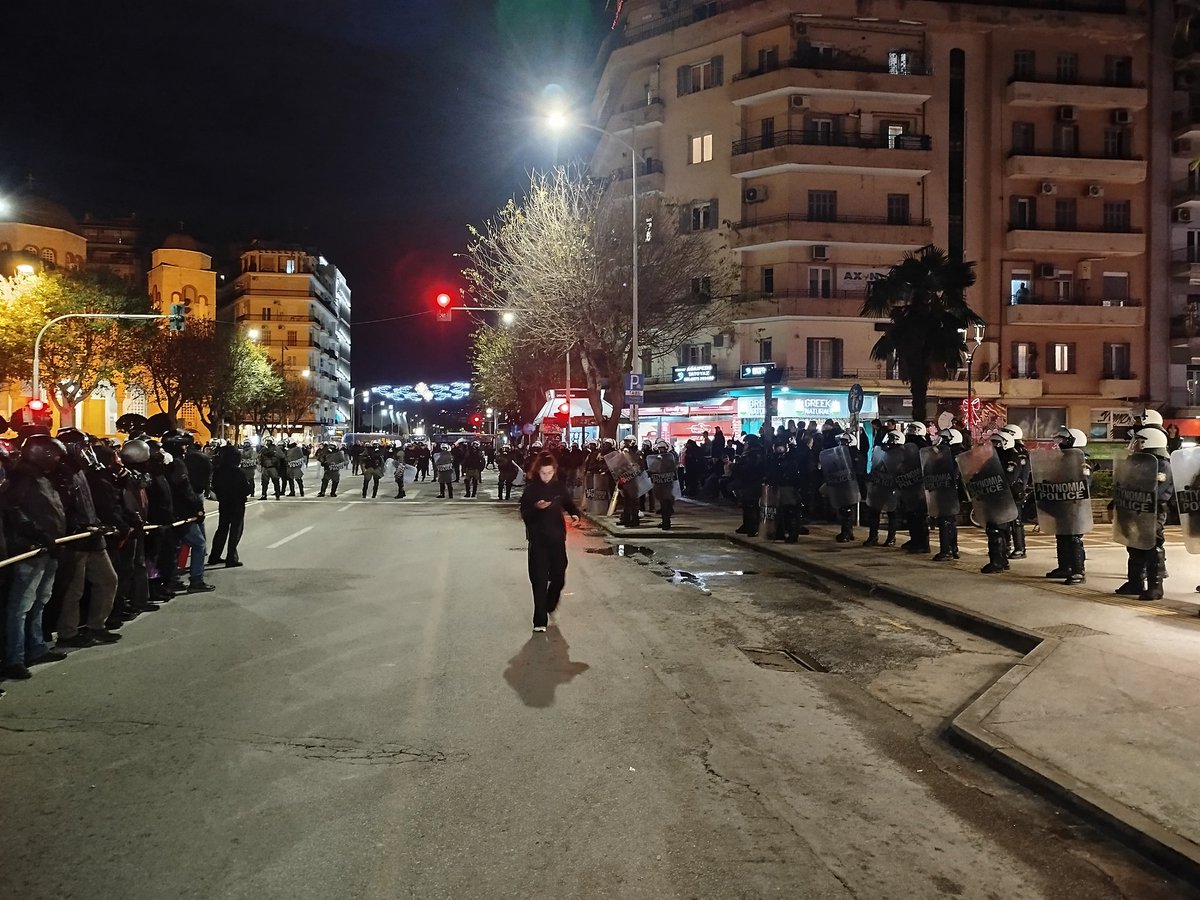teacherdude's tweet photo. The protest in Thessaloniki has been surrounded by riot police. #Greece #6δεκεμβρη https://t.co/oP5JtKUBQ5