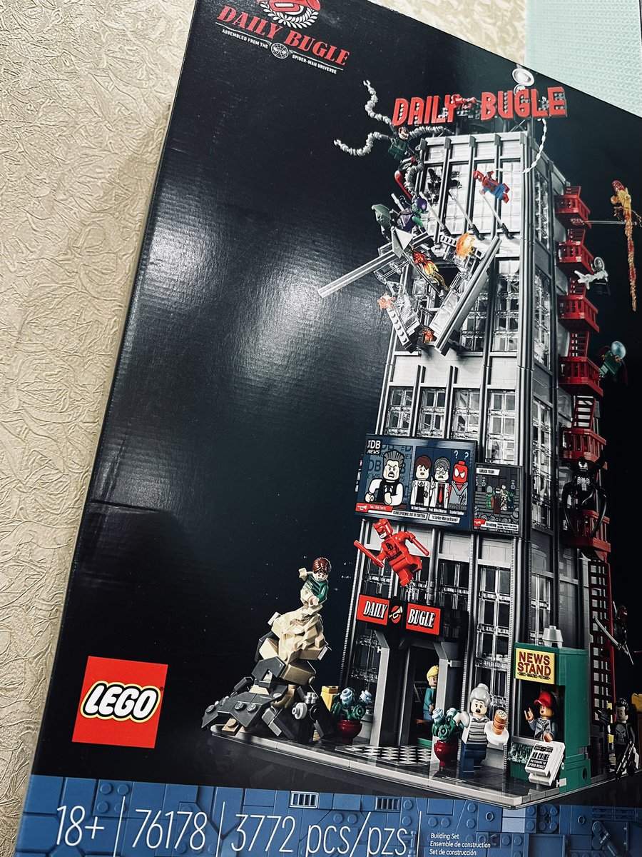 True__Sparrow's tweet photo. Lego 76178 
Daily Bugle 
My favorite i https://t.co/eGob4Xh62m