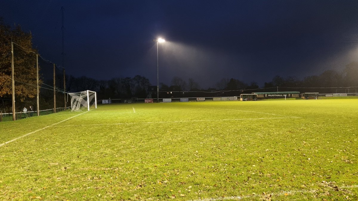 Simon Howe tweet media