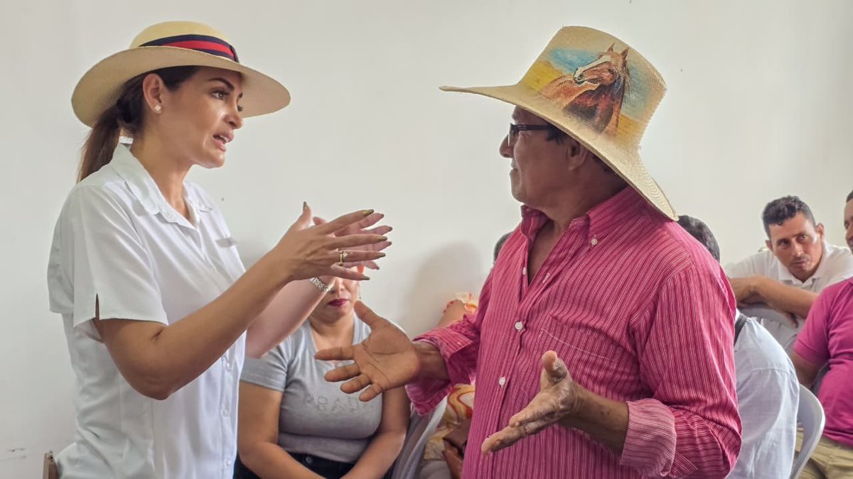 Agricultura_CZ5's tweet photo. #LosRíos | En el cantón Baba nos reunimos con pequeños productores para atender sus necesidades y avanzar juntos. Como compromiso, desde el #MAGP, continuaremos brindando asistencia técnica y capacitaciones que impulsen el desarrollo agrícola del cantón. 
#ElNuevoEcuador https://t.co/h7gHZZiBp0