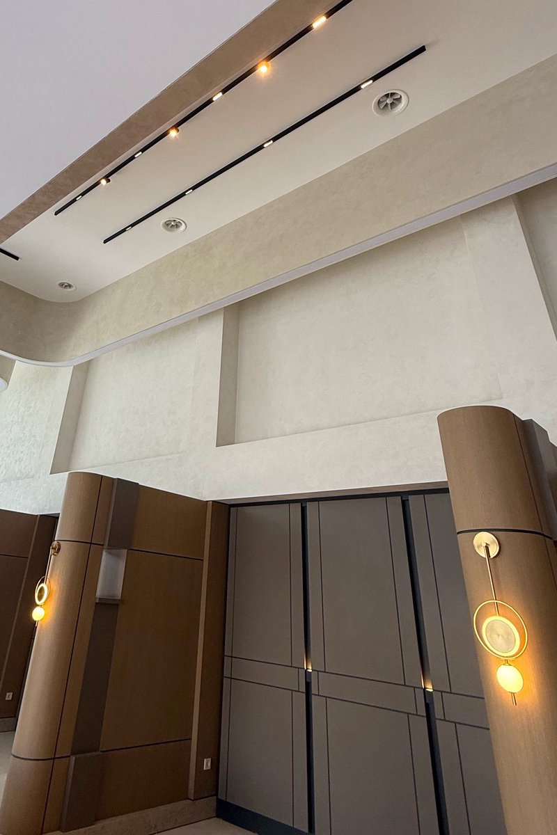 Ofis ve ticari alanlar için de ideal mat metalik ürünümüz Swahili Opaco..
_________
#novacolorturkey #navdecor #novacoloritalia swahiliopaco matmetalik interiordesign tasarim interior decoration architecture dekorasyon italyanboya oteldekorasyonu