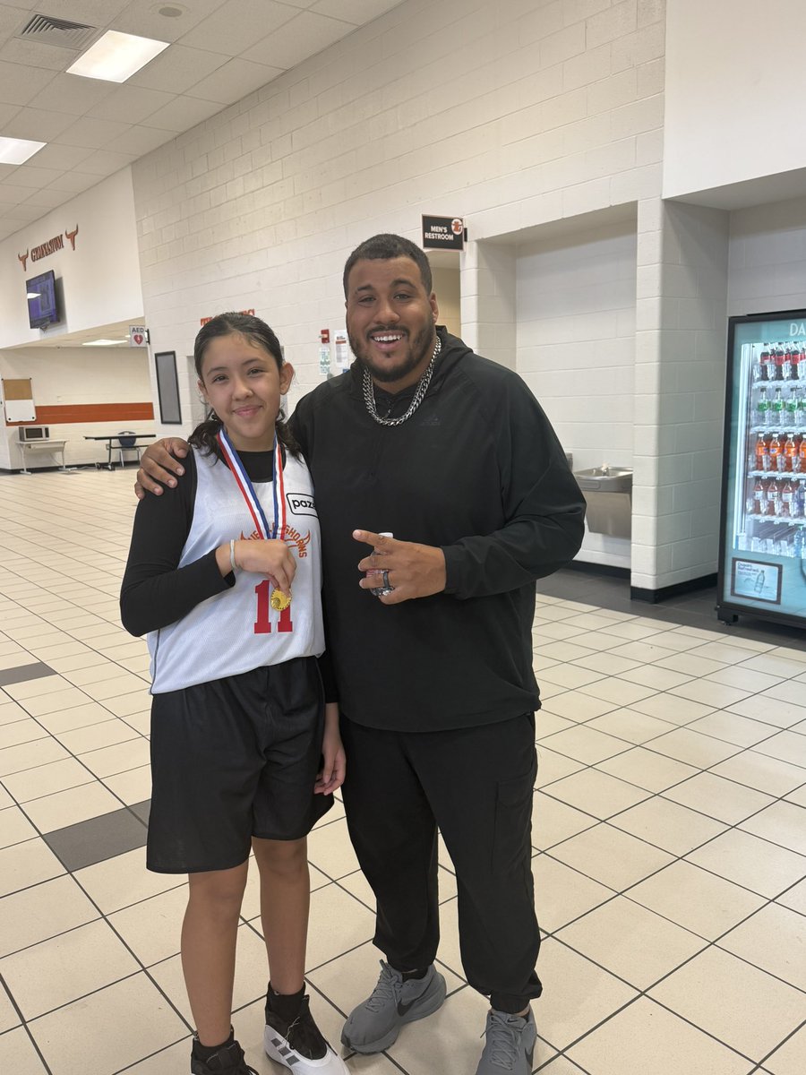 Coach Barker tweet media