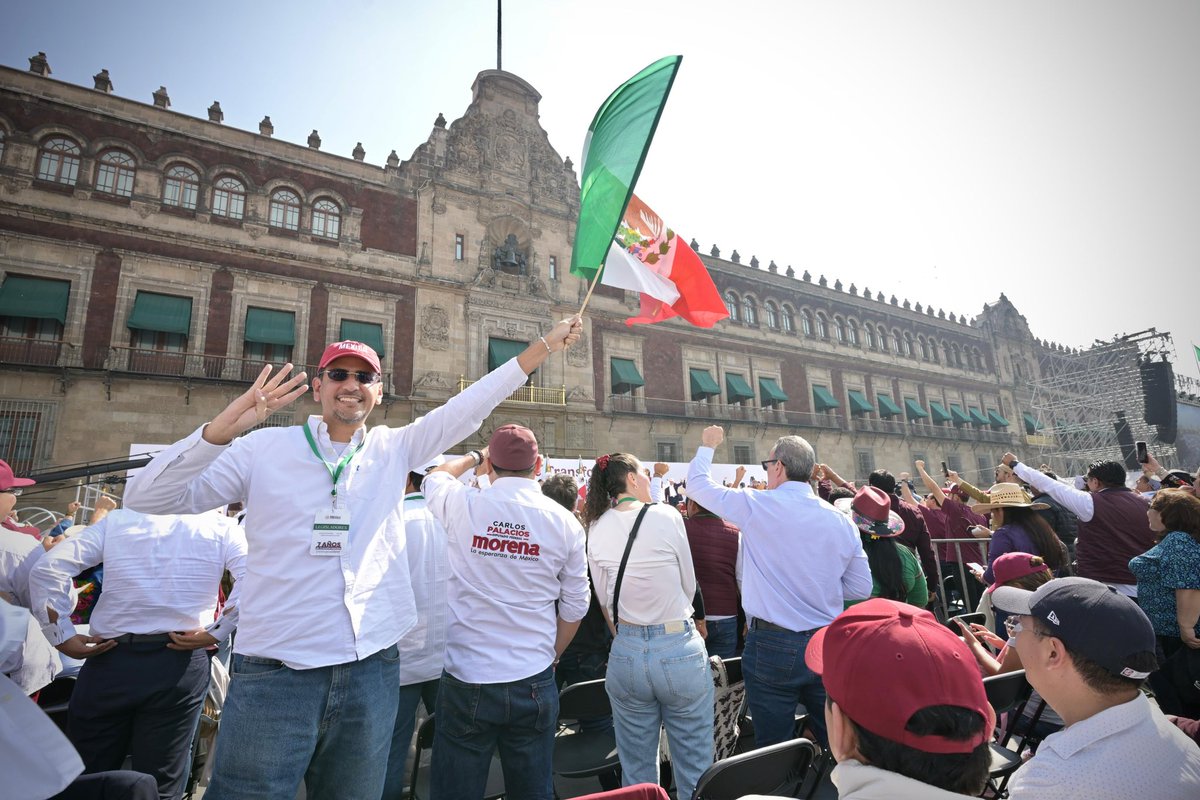Aquí estamos, por amor a #México 🇲🇽 legislando para tu bienestar apoyando a la presidenta Claudia Sheinbaum <a href="/Claudiashein/">Claudia Sheinbaum Pardo</a>