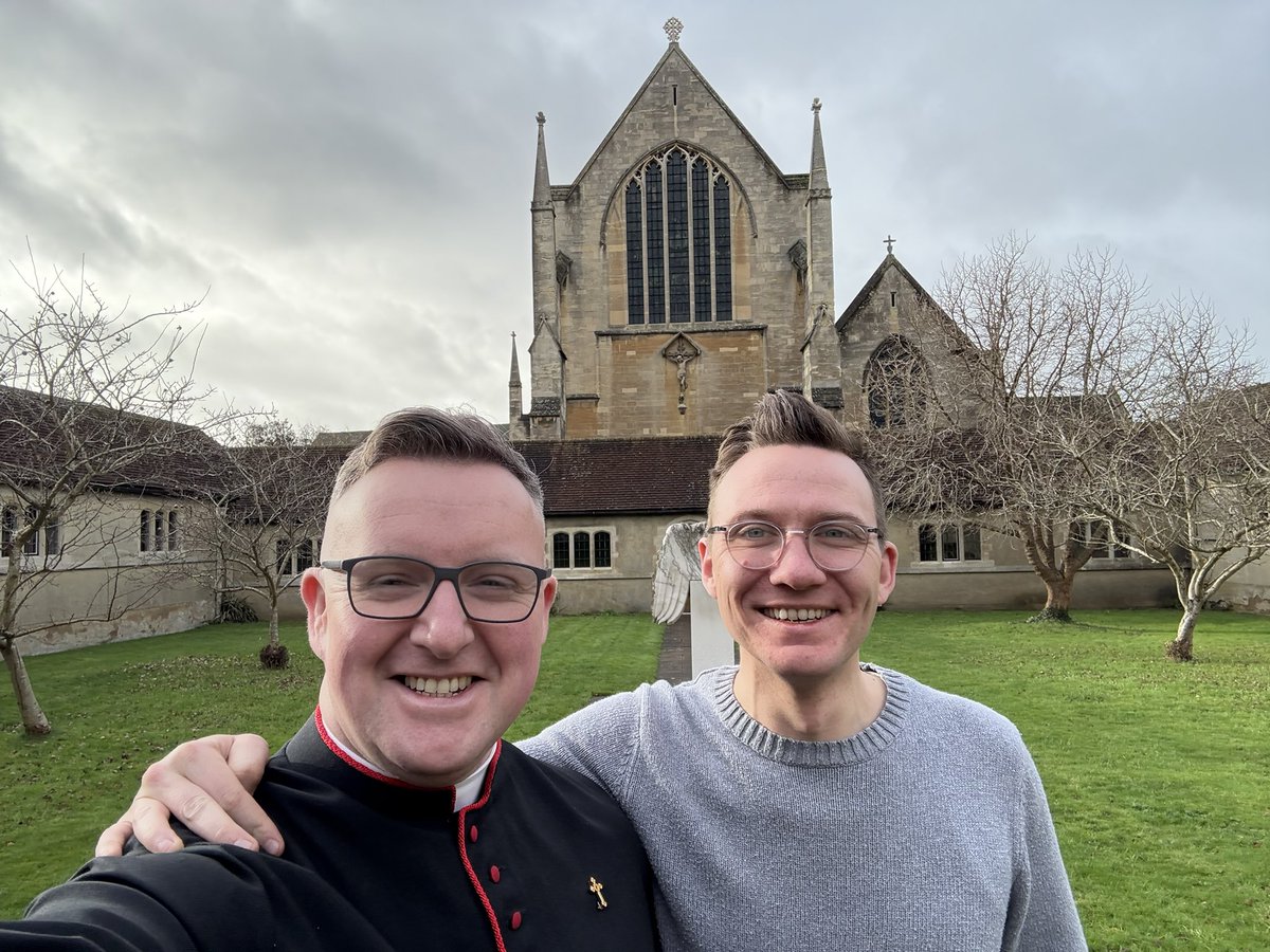 Great to catch up with Seminarian Ian Burgess at the Alma Mater. The House is in very good heart. Thanks to Fr Harri Williams and the staff for their wonderful hospitality. I am also delighted to report that the Christmas Conga continues.