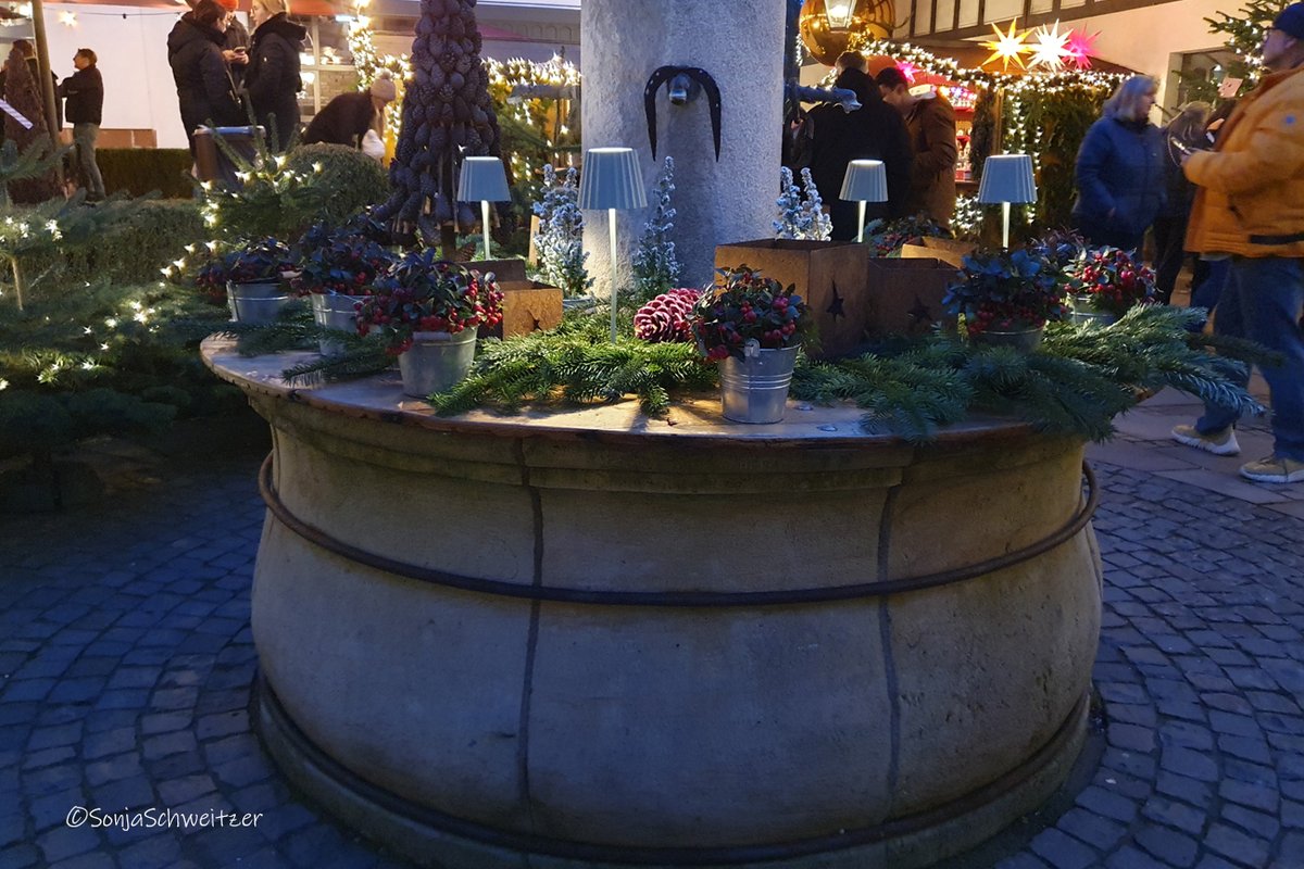 HessenSonja5767's tweet photo. Weihnachtsmarkt auf dem Hofgut Dagobertshausen.............................. #Marburg #Biedenkopf #MarburgBiedenkopf #Mittelhessen #Hofgut #Dagobertshausen #HofgutDagobertshausen #Weihnachtsmarkt #Hessen #Germany https://t.co/FnrReMUWNS
