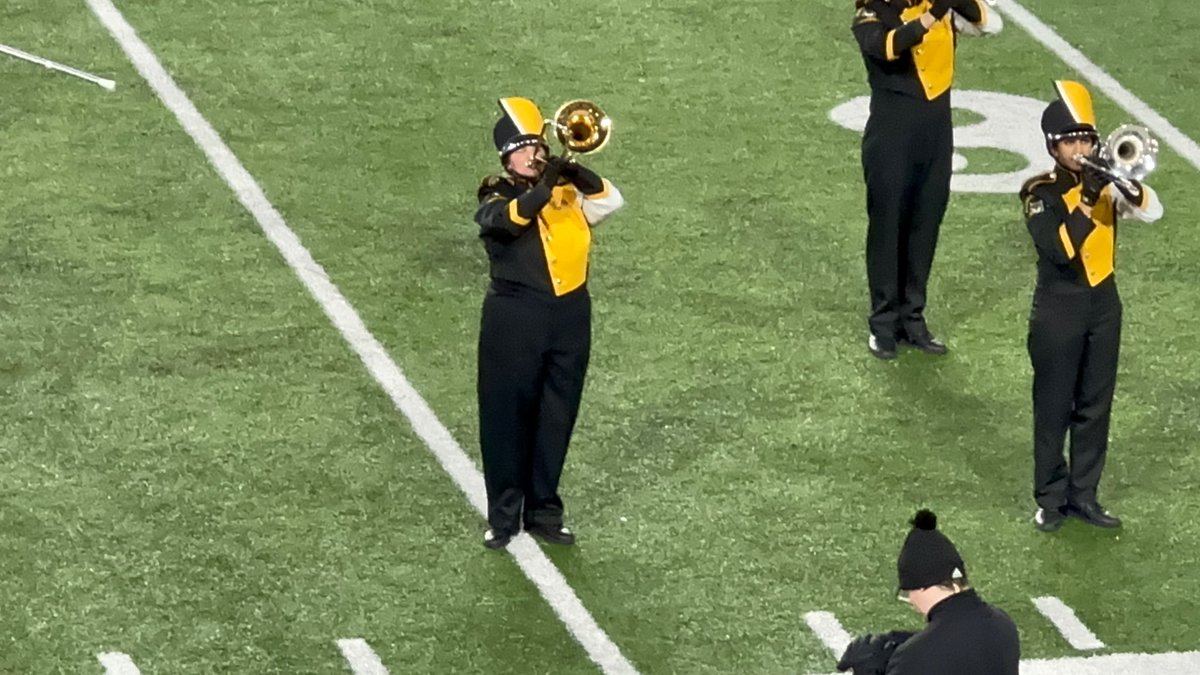 Courtney Oliver tweet media