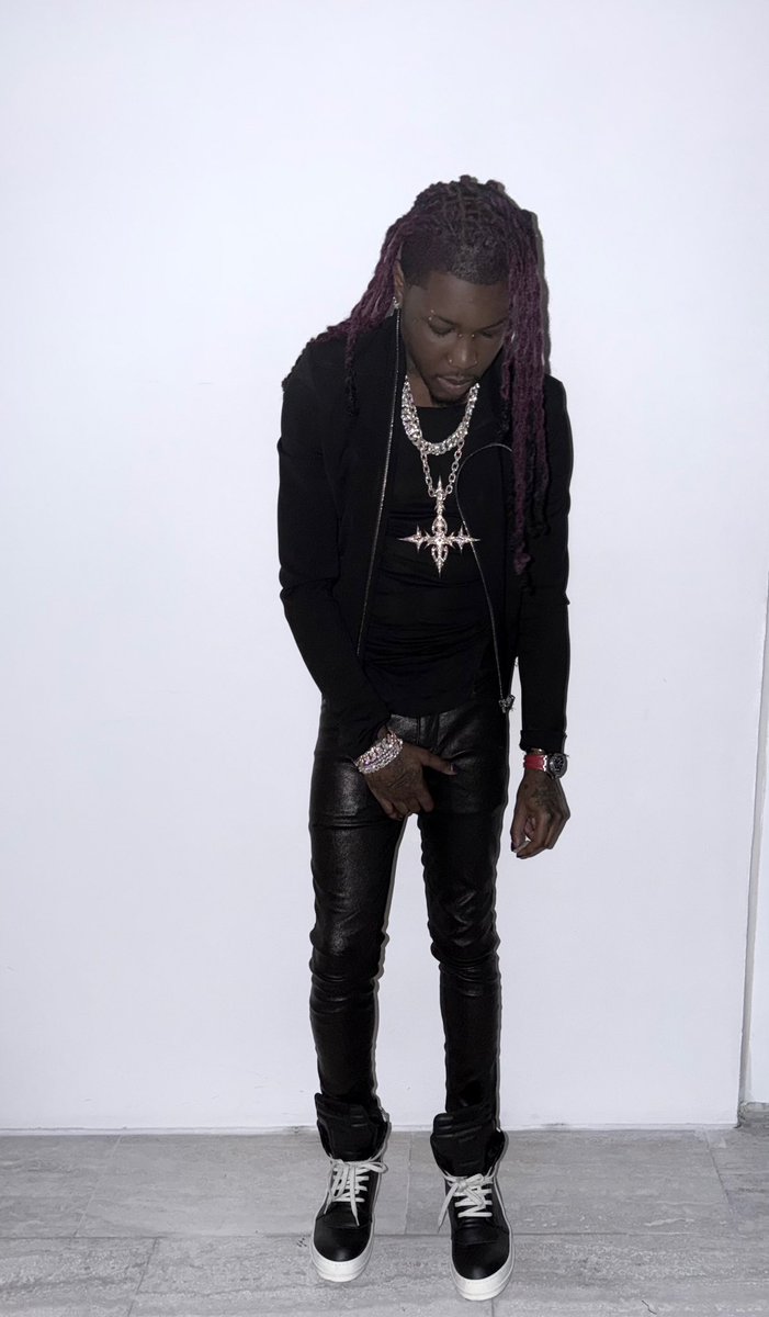 destroylonely's tweet image. 