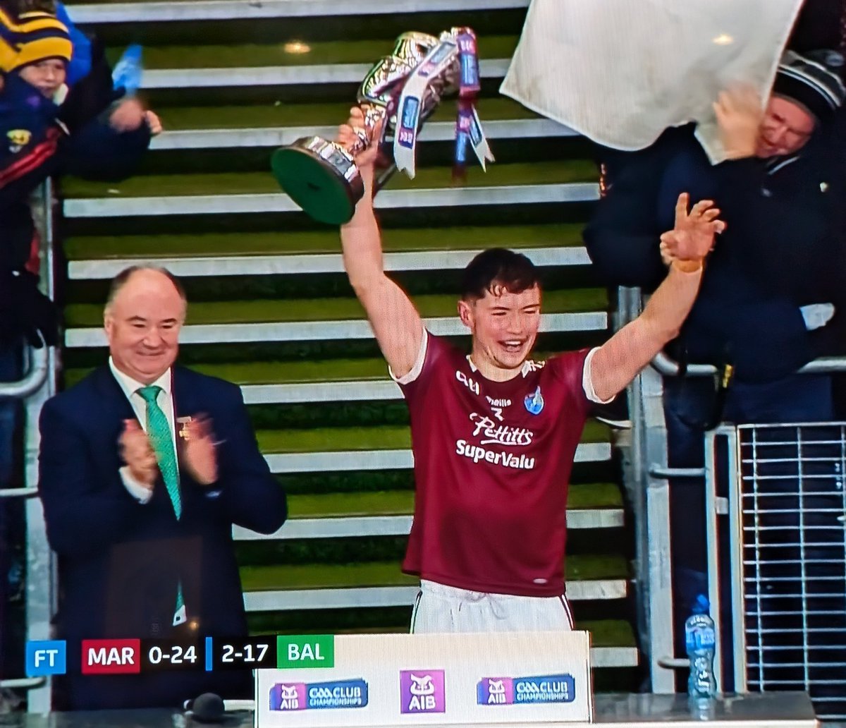 Smaller Fish tweet media