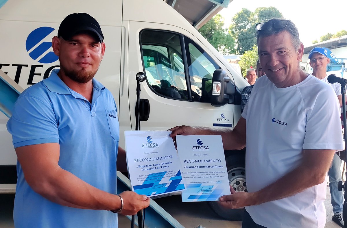 Ya en casa, las Brigadas de ETECSA_Cuba Las Tunas que participaron en las jornadas de recuperación de las telecomunicaciones, en las provincias afectadas por el huracán #Melissa. Misión Cumplida!.
<a href="/ETECSA_Cuba/">ETECSA</a> 
<a href="/MayraArevich/">Mayra Arevich Marín 🇨🇺</a> 
<a href="/NelsonFR71/">Nelson Francisco Reyes González</a> 
<a href="/YelinReyes/">Yelin Reyes Rivas</a> 
<a href="/adonis_silvera/">Adonis Silvera</a>