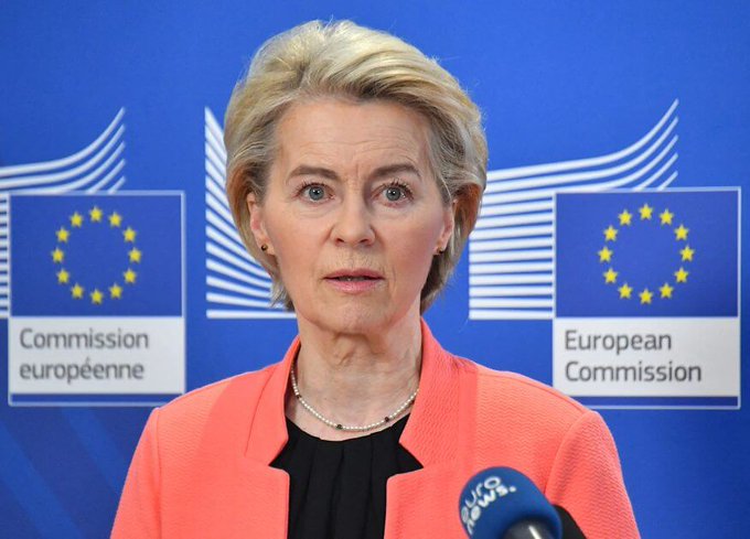 🚨🚨La UE está ATACANDO fuertemente la Libertad de Expresión que no pueden controlar ⚠️

La gran DESTRUCCIÓN de Von der Leyen:
⚠️ Destrucción de la agricultura.
⚠️Destrucción de la economía.
⚠️Destrucción de la familia.
⚠️Destrucción de Europa por medio de civilizaciones