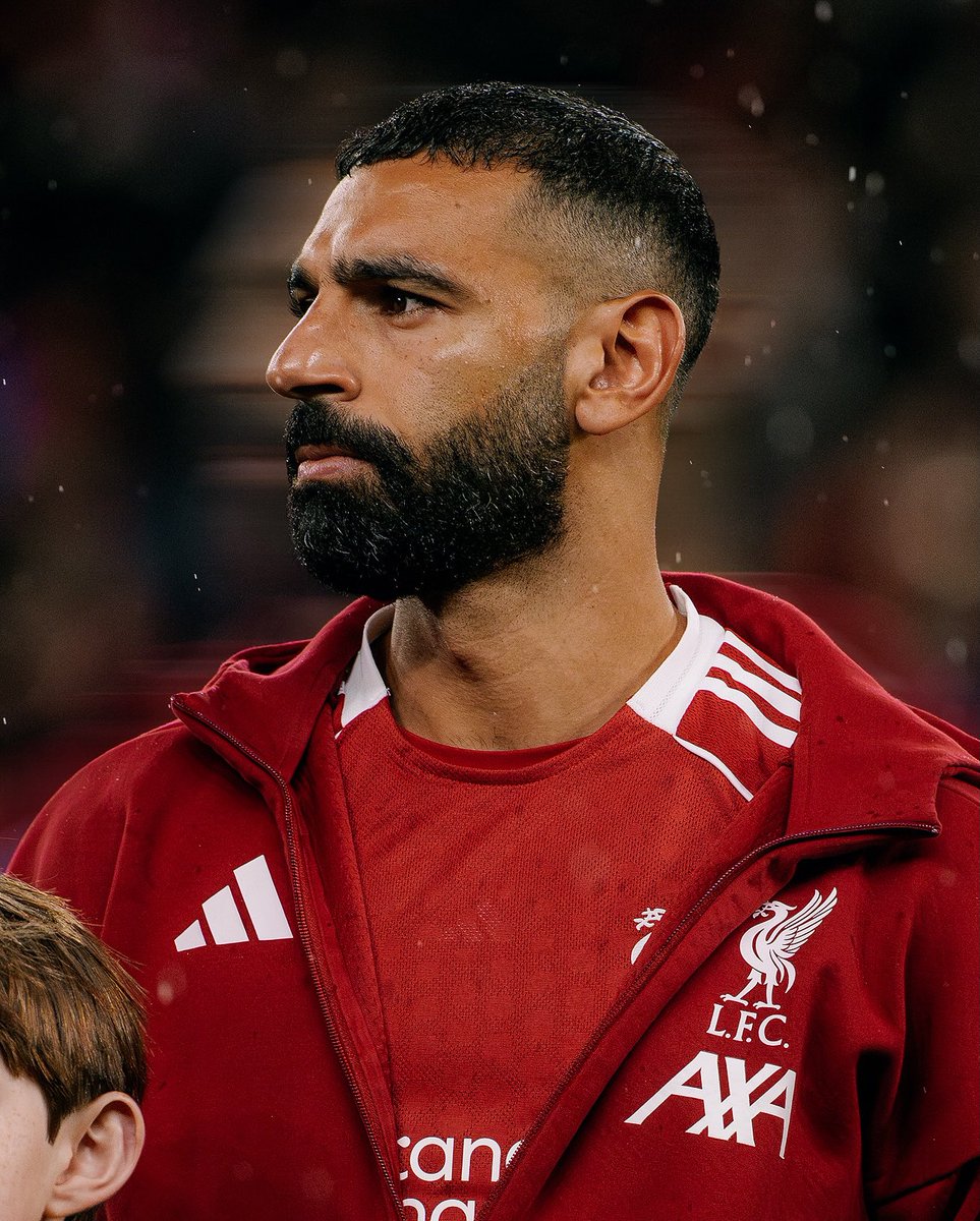 نفسي أبو صلاح يروح نادي في الدوري الانجليزي اي كاان هو مين ويجيبلهم الدوري