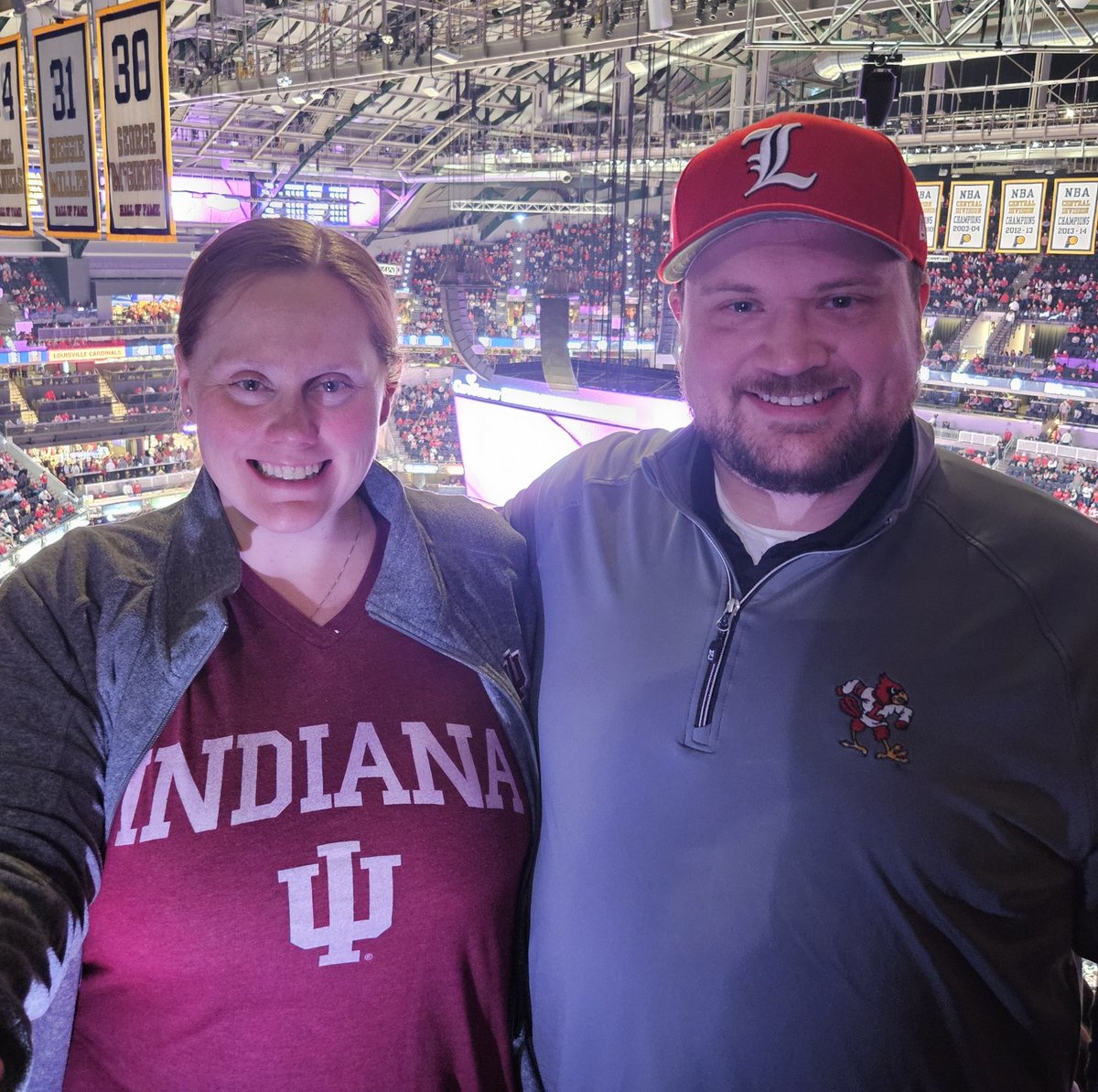 TheGilpatrick's tweet image. House divided, but one of us is having fun #GoCards