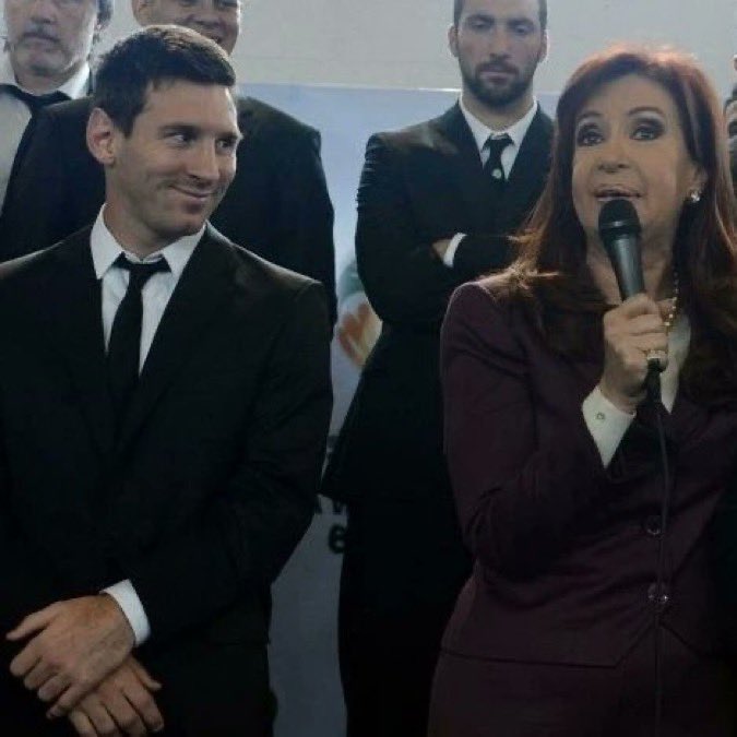 Ni lo intentes Javo, el goat no es ningún boludo