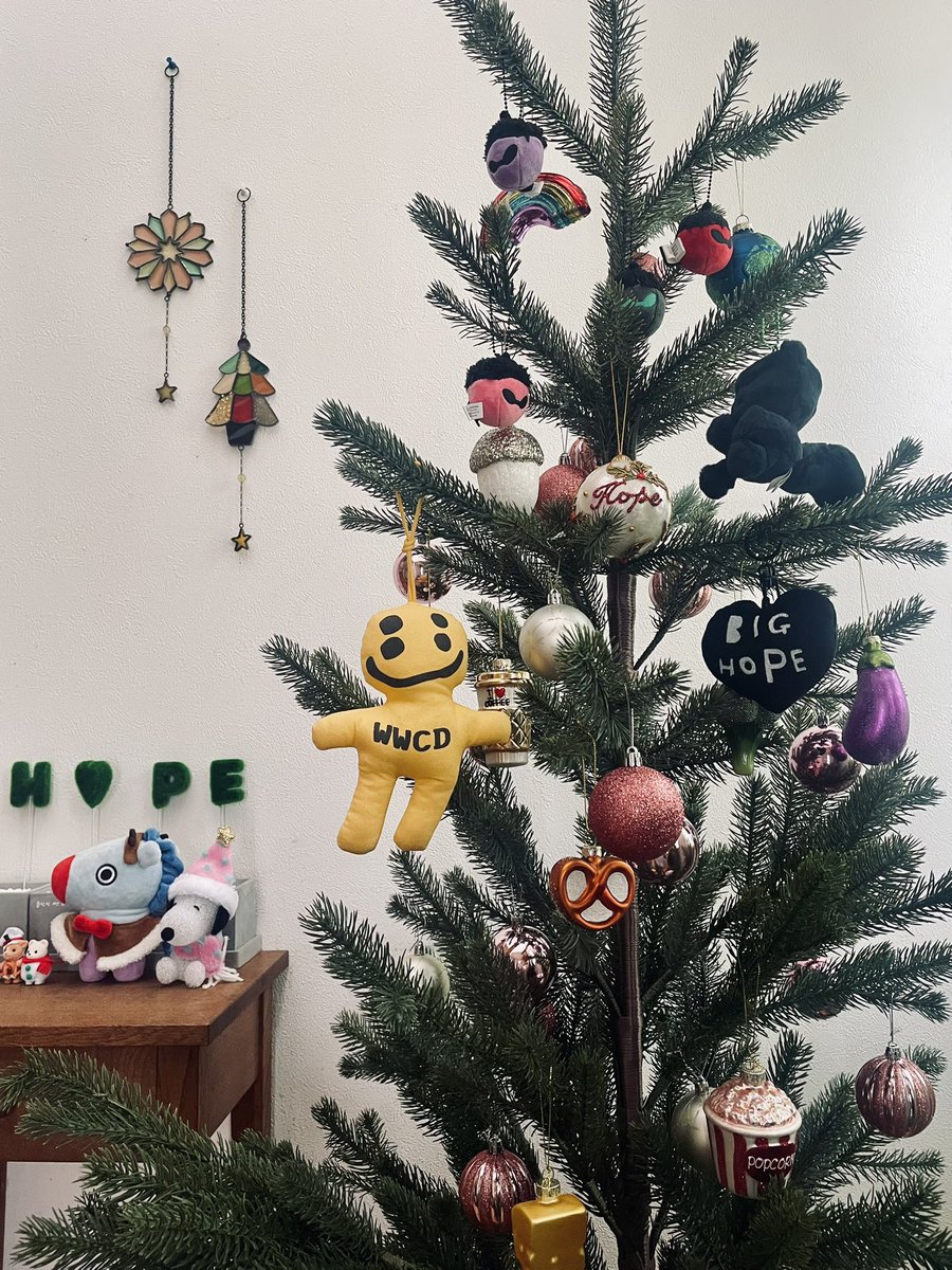 希望ツリー🎄🎁✨ #jhope #hoseok #HOPE_ON_THE_STAGE_TOUR