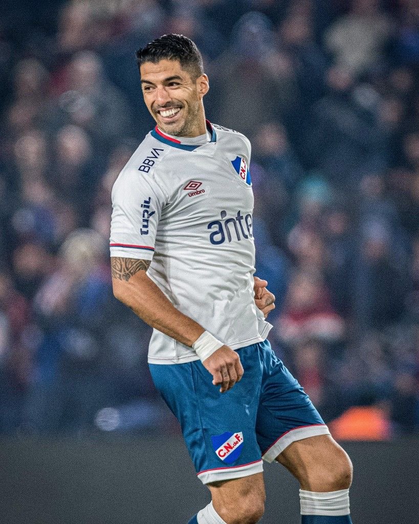 FelipeSuarez_1's tweet photo. @LuisSuarez9 Ahora directo a casa Luchito!

#SuarezANacional https://t.co/RhOldNYliG