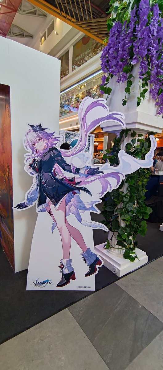 Flanksy96's tweet photo. Final Honkai Star rail flame chase pop up store here in sunway velocity!!!!! Ya guys better be fast XD

#FLAMECHASEFIESTA #HONKAISTARRAIL #STARRAIL #HSR https://t.co/LRadRMcYi0