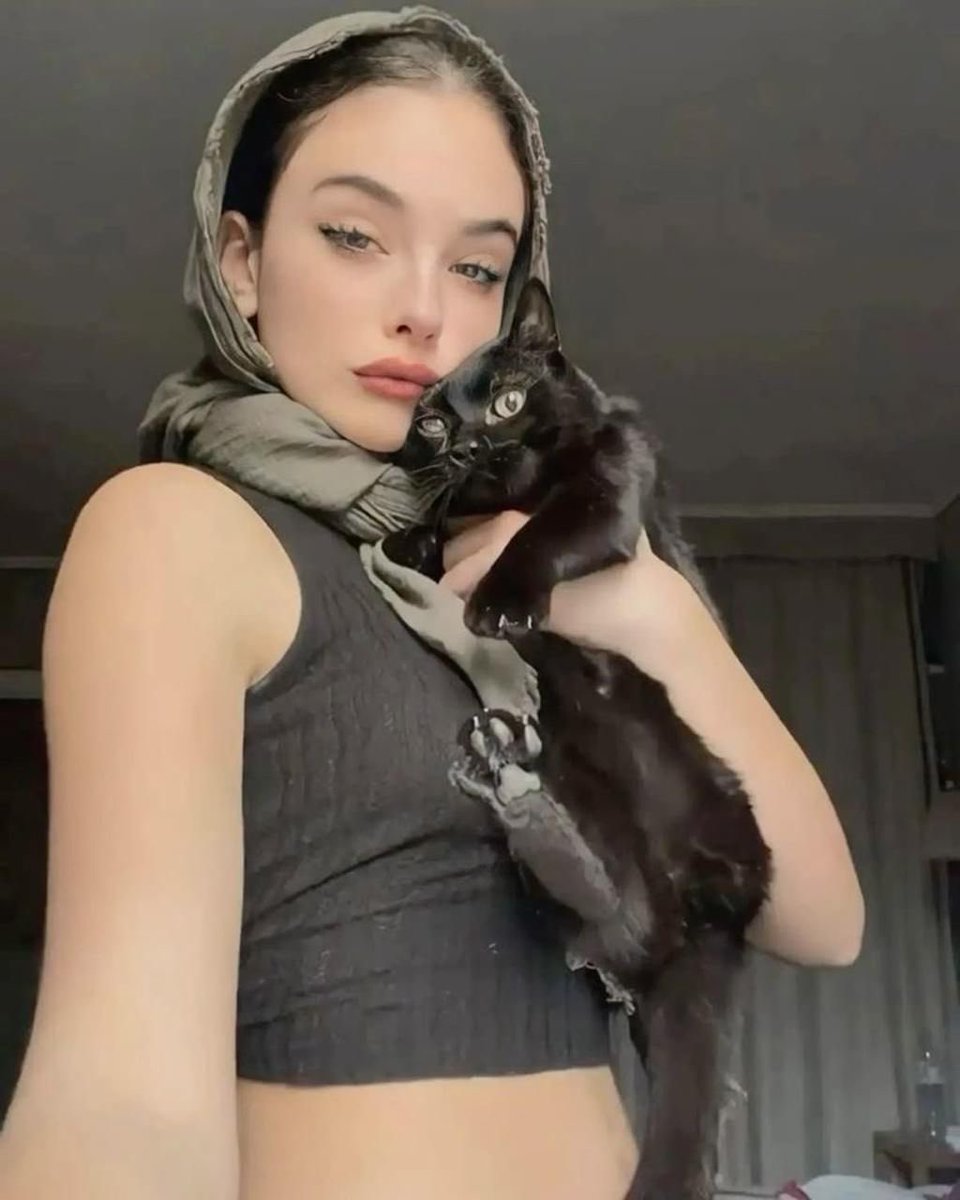 𝗆𝖺𝖼𝖺𝗋𝗂𝖺 tweet media